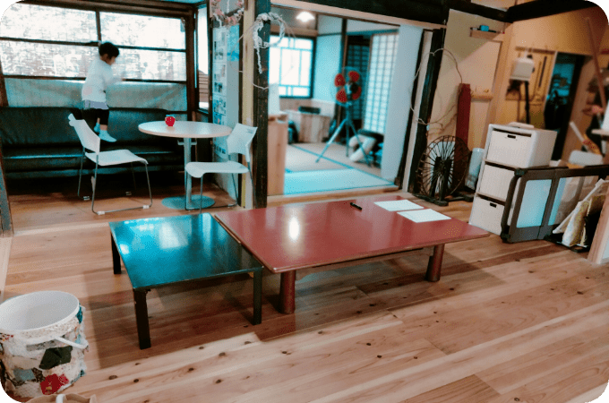 画像：板の間・物置